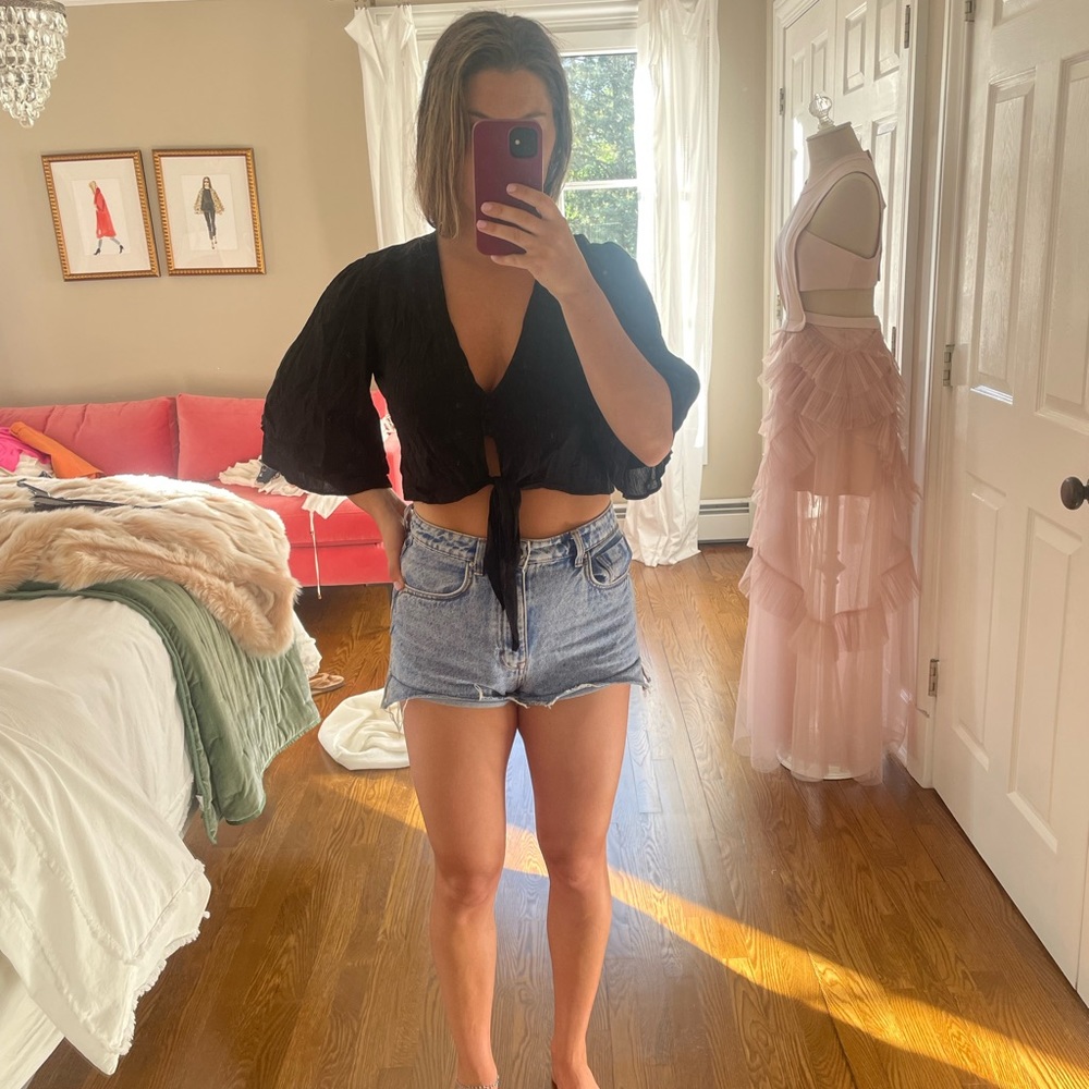Black tie crop top